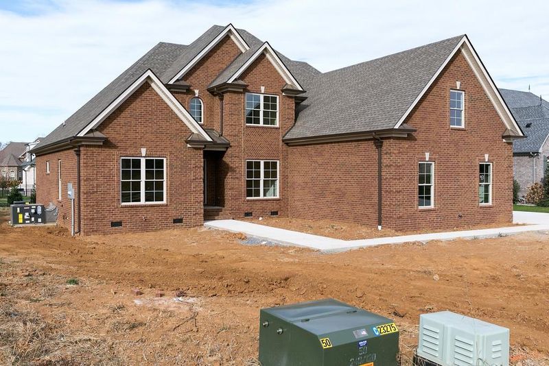2825 Battleground Dr, Murfreesboro, TN 37129