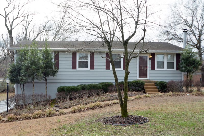 409 Benzing Rd, Antioch, TN 37013