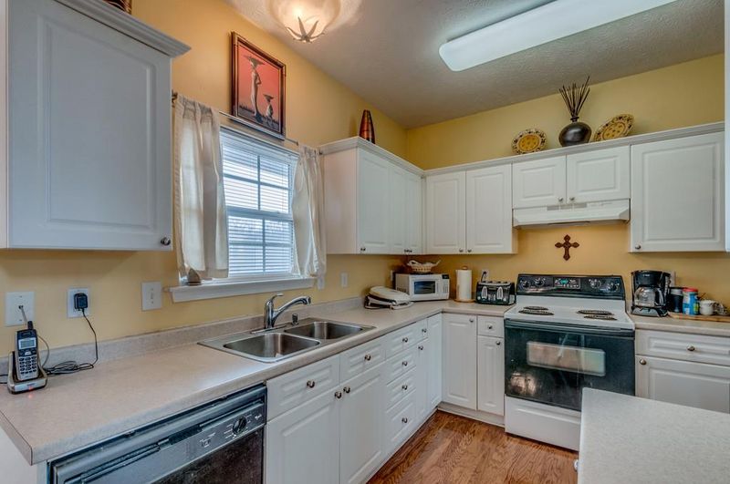 4076 Pineorchard Pl, Antioch, TN 37013