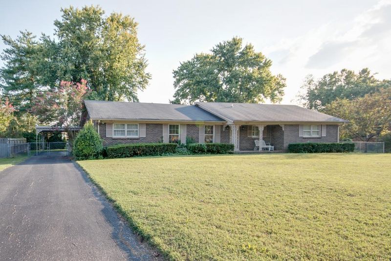 1207 Sunset Ave, Murfreesboro, TN 37129