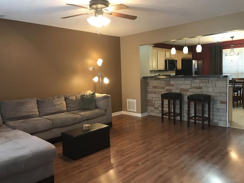 1182 Long Hollow Pike # D2 #D2, Gallatin, TN 37066