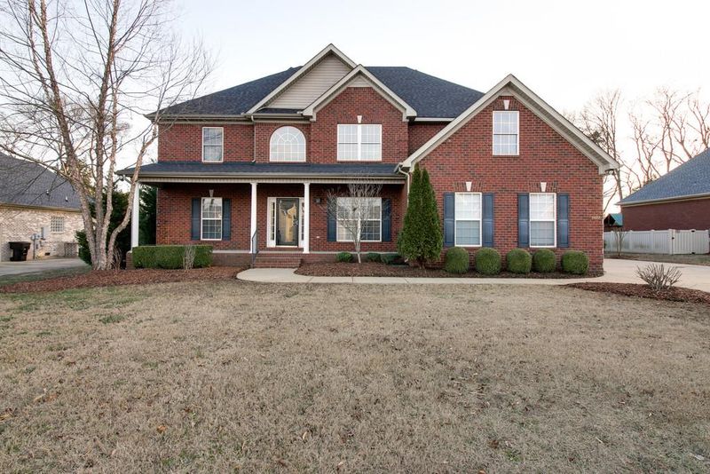 5022 Macarthur Ave, Murfreesboro, TN 37129