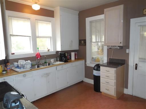 355 E Eastland St, Gallatin, TN 37066
