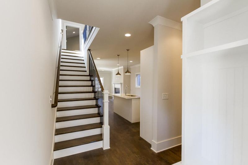 531A Stevenson, Nashville, TN 37209