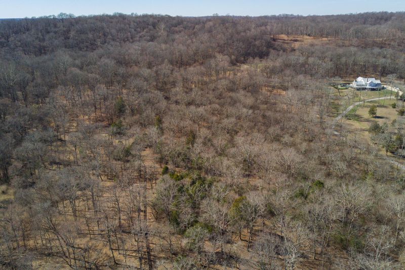240 Arrowhead Rd, Franklin, TN 37069