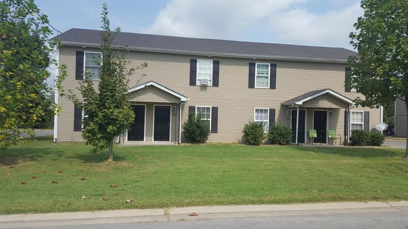 1329 Benley St, Murfreesboro, TN 37130