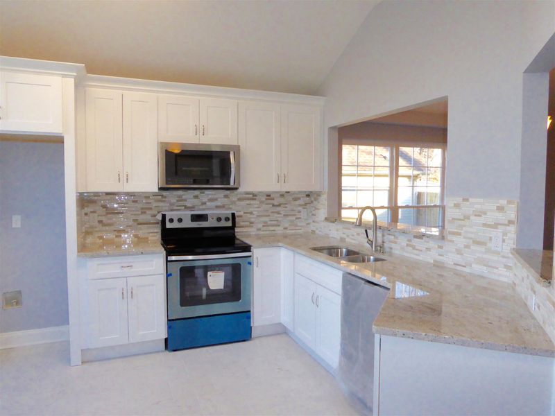 2229 Joann Dr, Spring Hill, TN 37174
