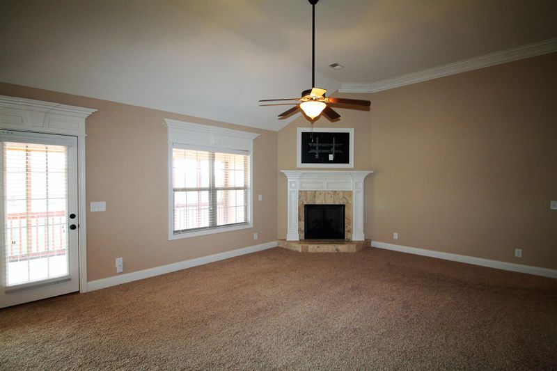 1005 Overlook Ln, Lebanon, TN 37087