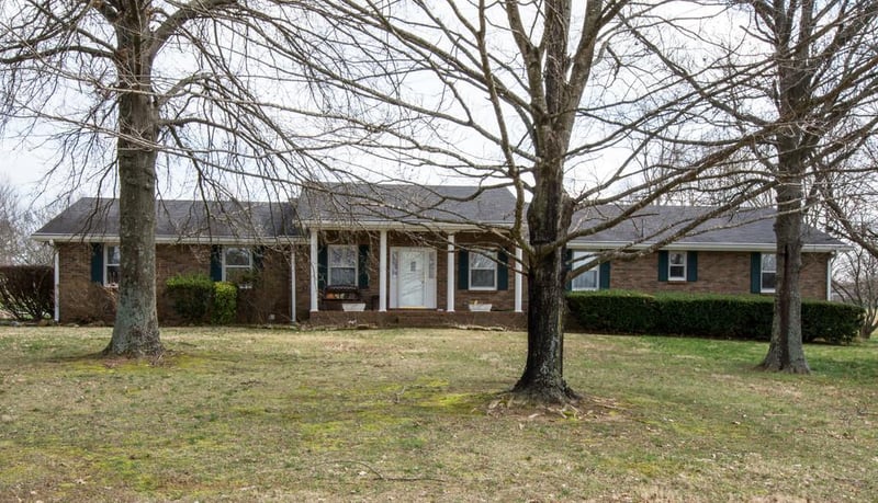 6464 S Lamont Rd, Orlinda, TN 37141