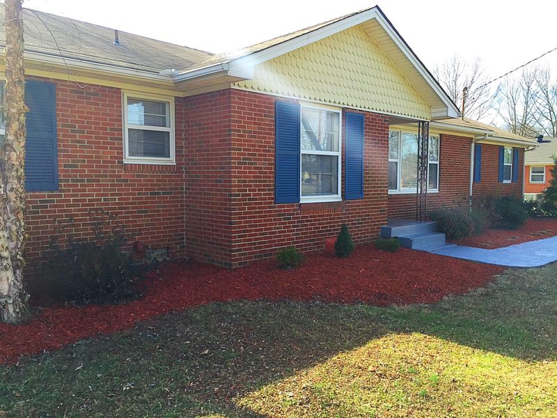 2505 Midvale Dr, Nashville, TN 37214
