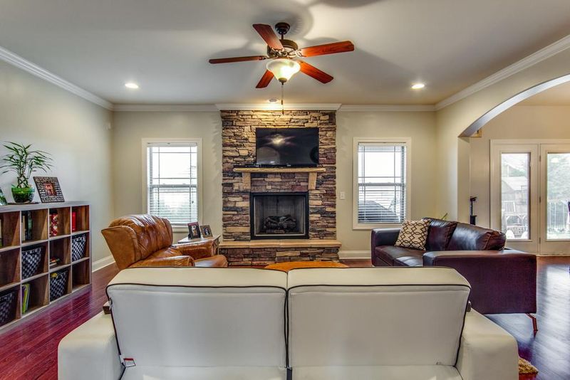 1017 Via Francesco Way, Spring Hill, TN 37174