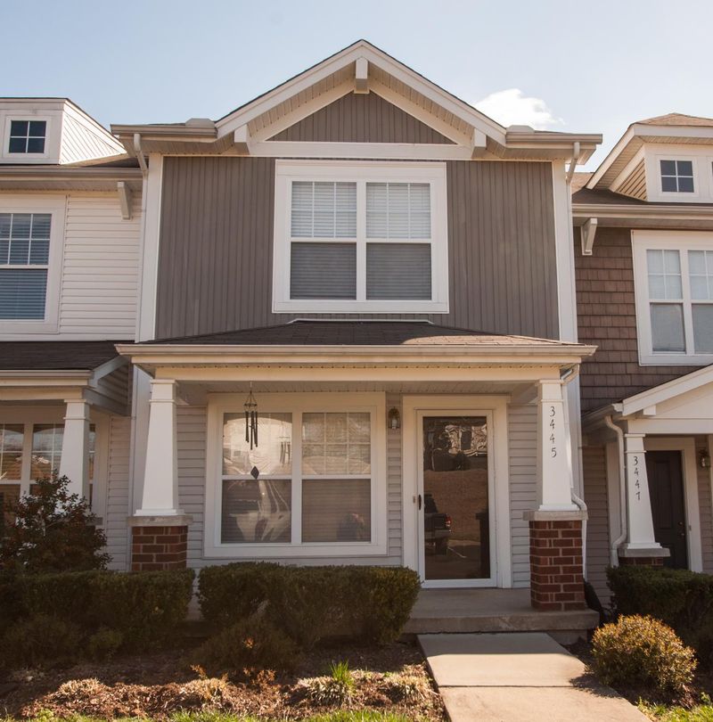 3445 Harpeth Springs Dr, Nashville, TN 37221
