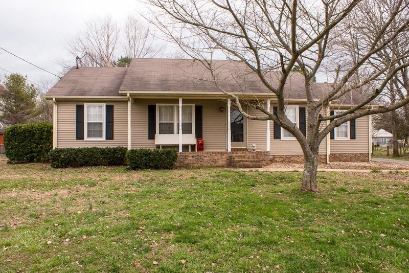 4262 Horseshoe Bend Trl, Murfreesboro, TN 37129