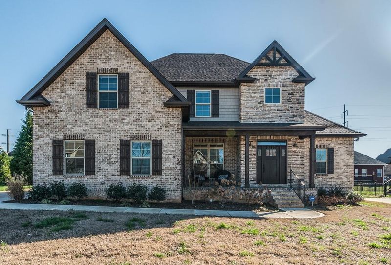 3417 Genoa Dr, Murfreesboro, TN 37128
