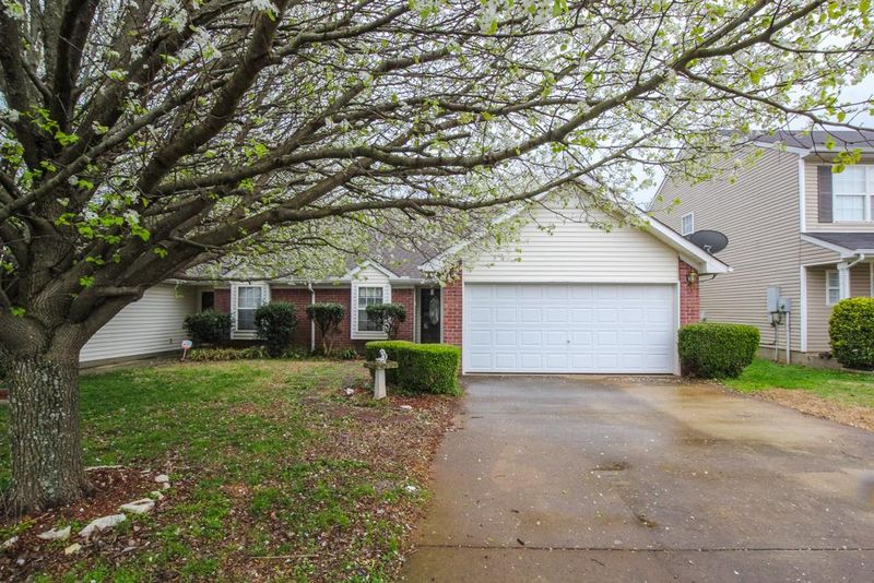 269 Indian Park Dr, Murfreesboro, TN 37127