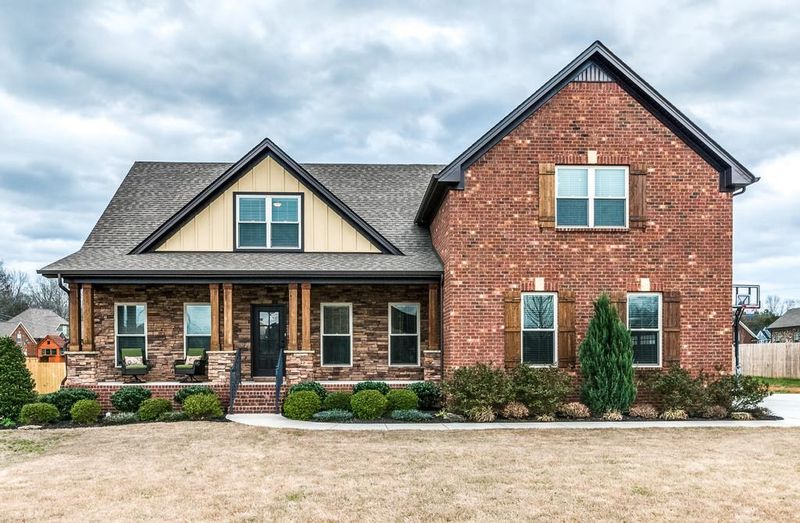636 Andy Peach Dr, Murfreesboro, TN 37128