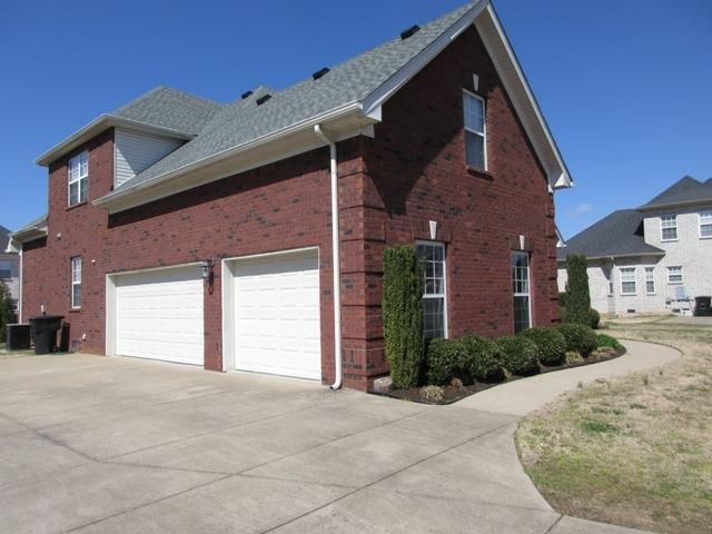 2633 Jim Houston Ct, Murfreesboro, TN 37129