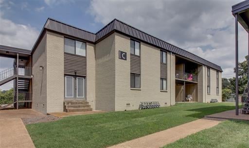 6680 Charlotte Pike, Nashville, TN 37209