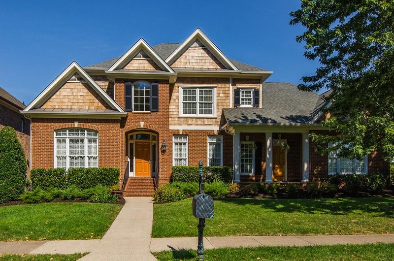 670 Pebble Springs Dr, Franklin, TN 37067