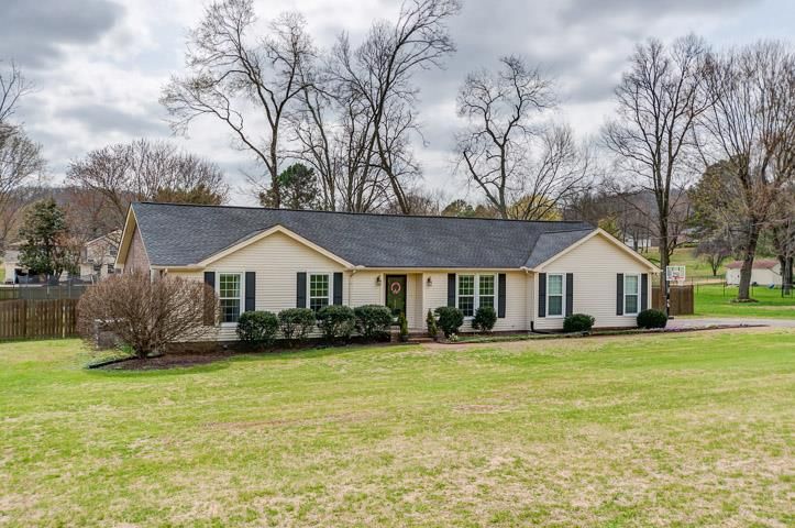 305 Moss Ln, Franklin, TN 37064