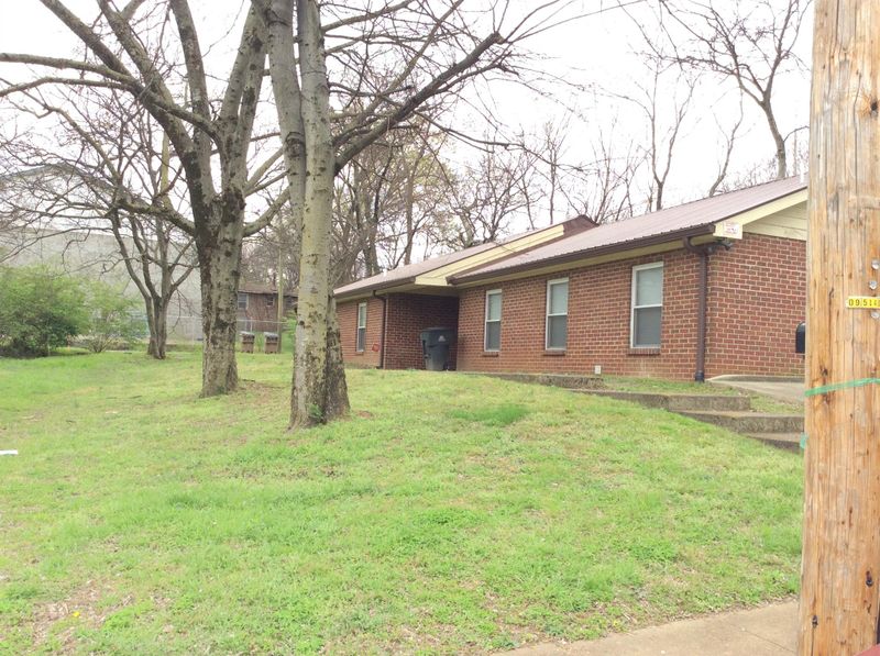 2945 Torbett, Nashville, TN 37209