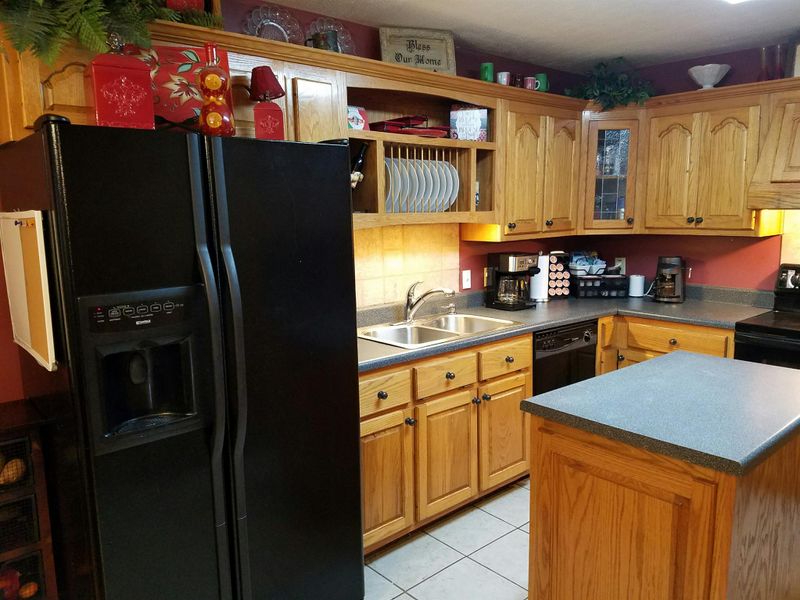 15 River Pointe Ln, Carthage, TN 37030