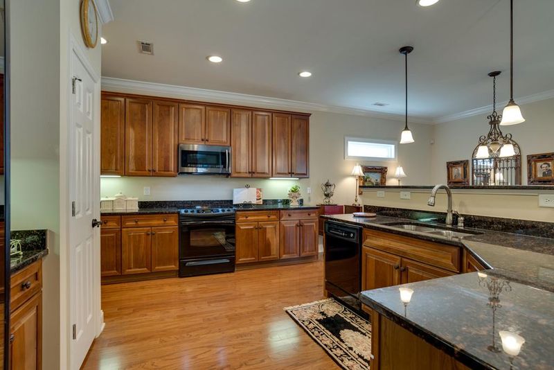 1001 Eden Park Dr, Franklin, TN 37067