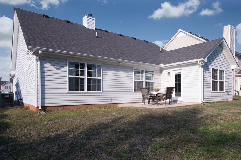 615 Buck Cherry Way, Murfreesboro, TN 37128