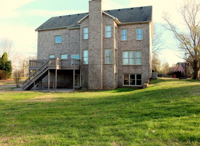 1086 Blue Heron Rd, Nashville, TN 37221