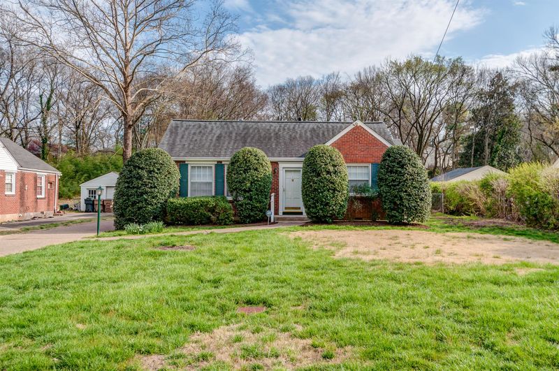 3404 Springbrook Dr, Nashville, TN 37204