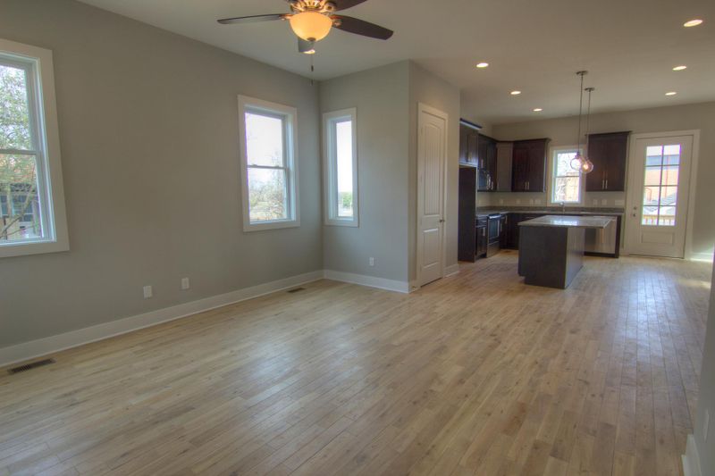 1811A Tammany, Nashville, TN 37216