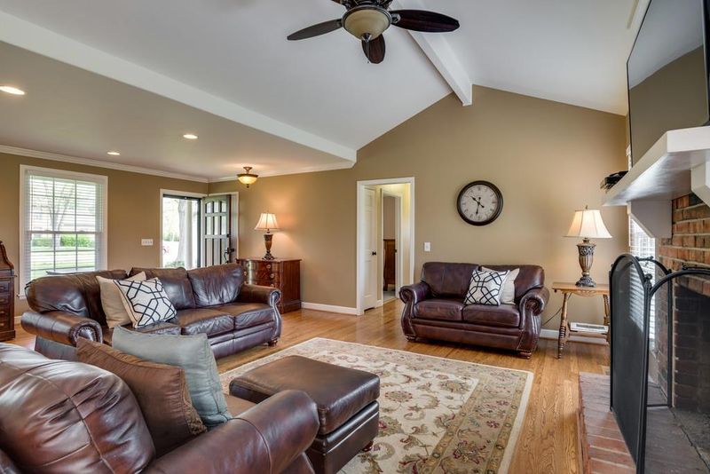 117 Forrest Dr, Franklin, TN 37064