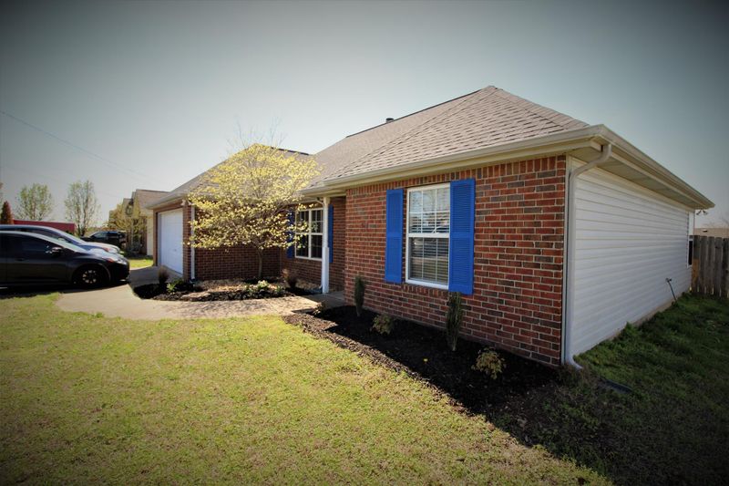 513 Hackney Dr, Smyrna, TN 37167