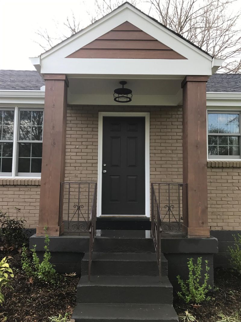2706 Mailan Dr, Nashville, TN 37206