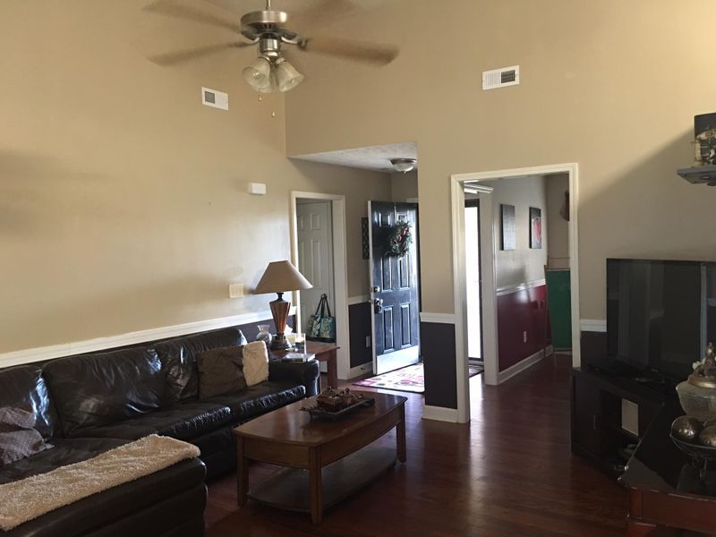 1934 Mural Ln, Murfreesboro, TN 37127