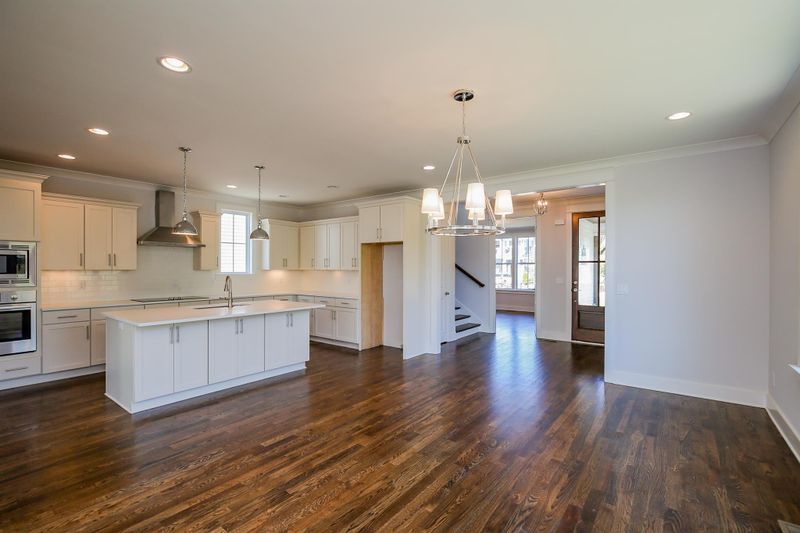 721 Park Cir, Nashville, TN 37205
