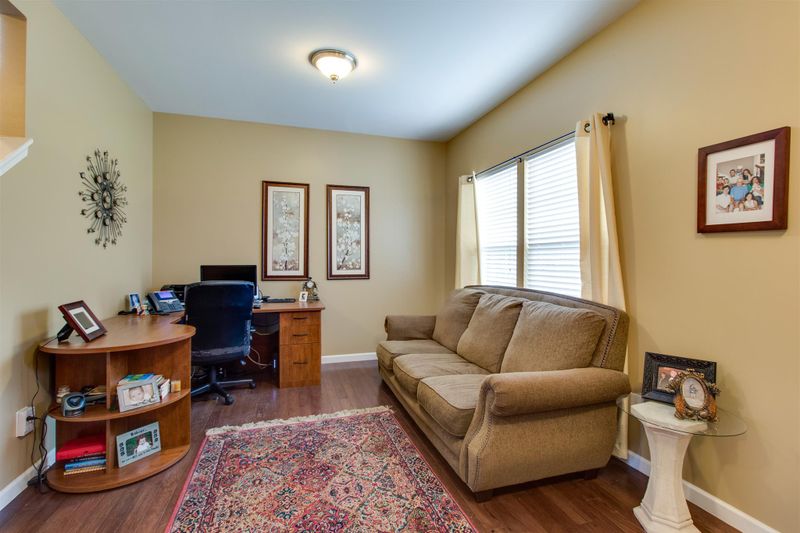 729 Gloucester, Nashville, TN 37221
