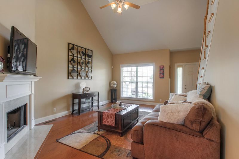 1820 Kinsale Ave, Murfreesboro, TN 37128