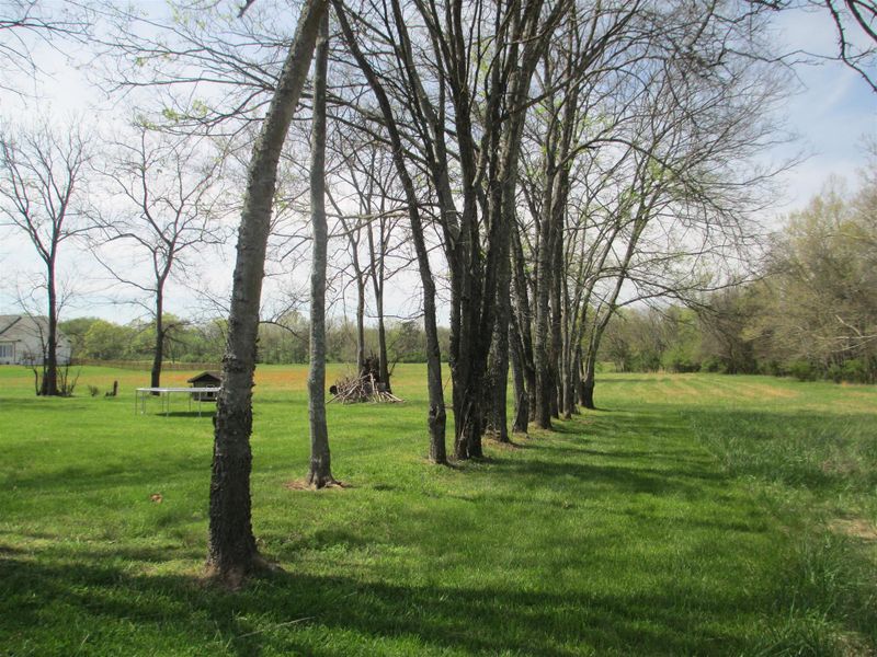 1 Coles Ferry Pike, Lebanon, TN 37087