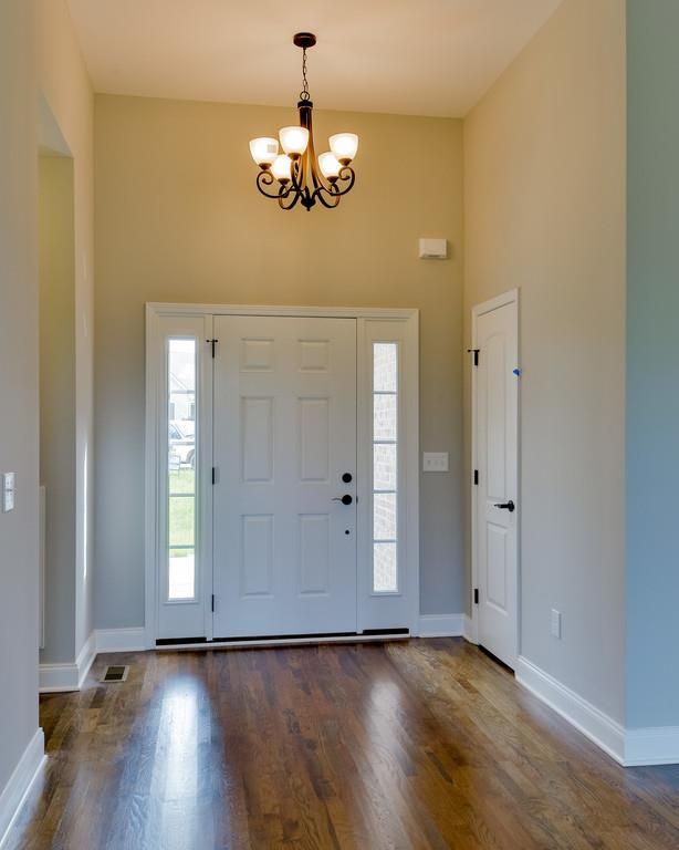 132 Washer Dr, La Vergne, TN 37086