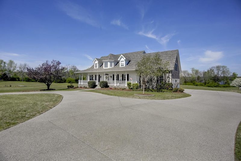 2019 Shoreline Dr, Mount Juliet, TN 37122