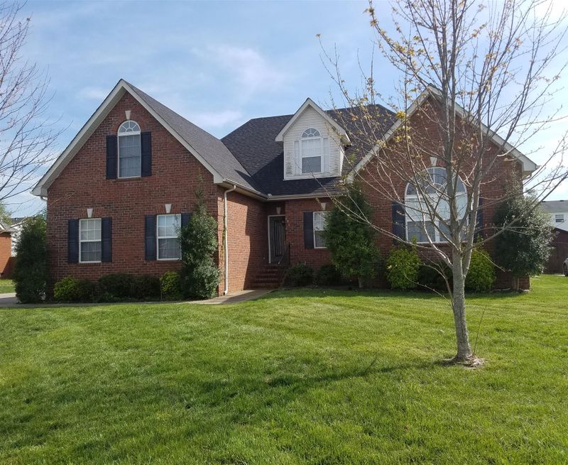 437 Indian Park Dr, Murfreesboro, TN 37128