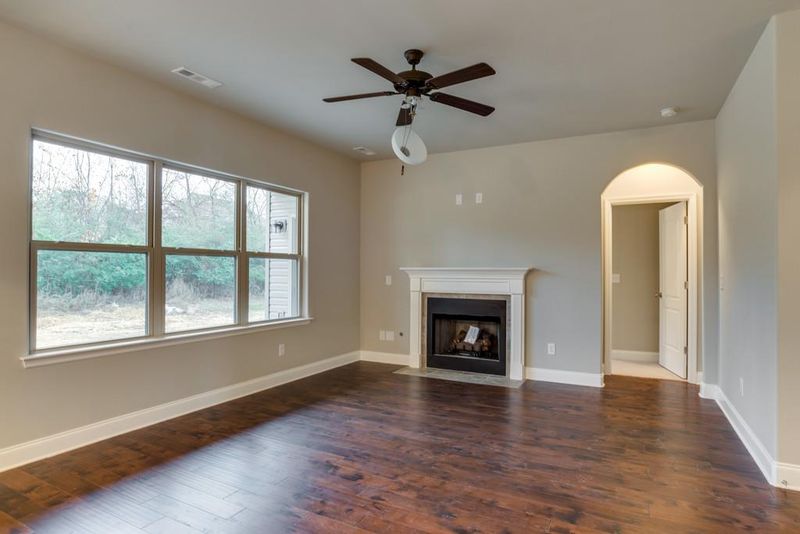 3015 Wesley Rd, Spring Hill, TN 37174