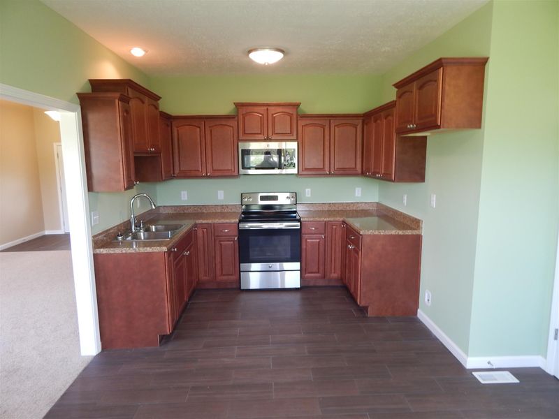574 Cook Rd, Portland, TN 37148