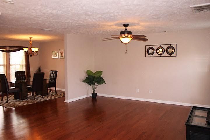 3420 Bluespruce Way, Murfreesboro, TN 37128