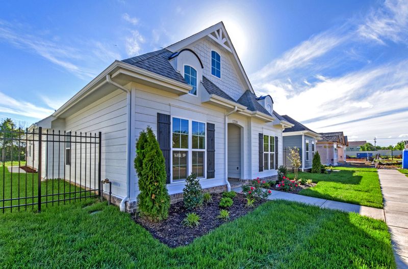 1230 Charleston Blvd, Murfreesboro, TN 37130