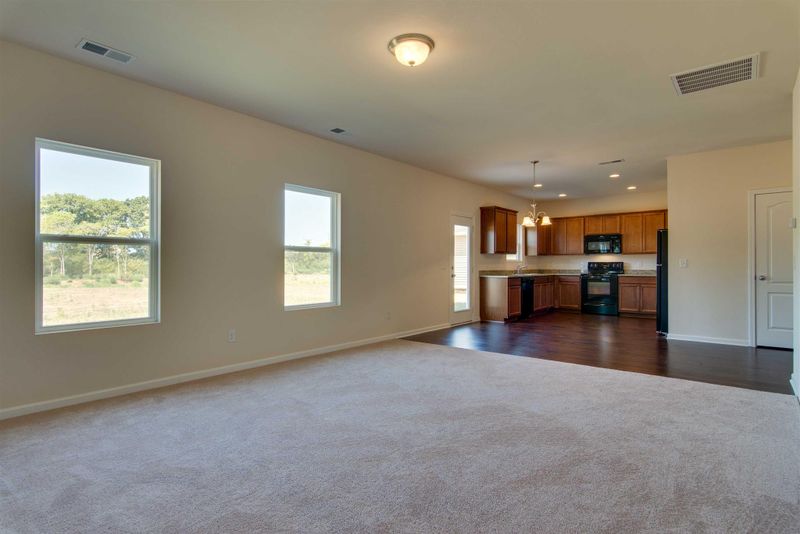 3414 Dizzy Dean Dr, Murfreesboro, TN 37128