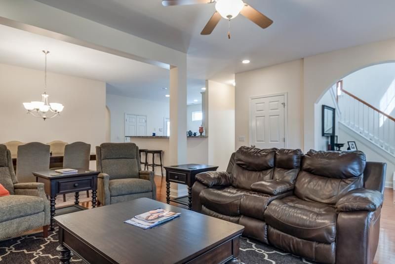 2175 Gold Valley Dr, Murfreesboro, TN 37130