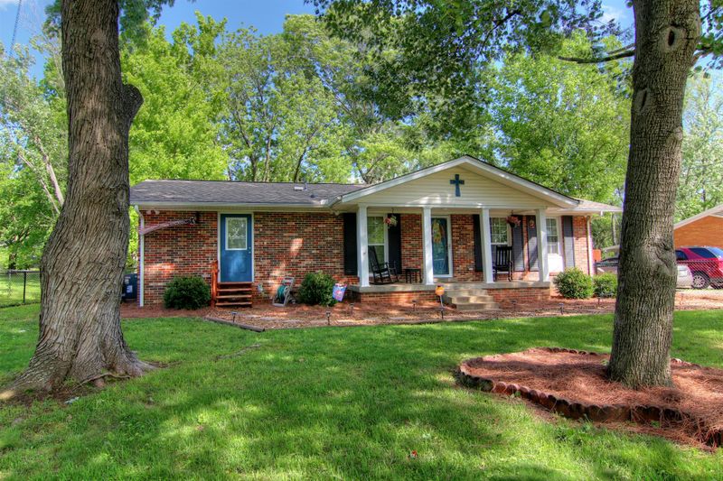 819 S Baird Ln, Murfreesboro, TN 37129