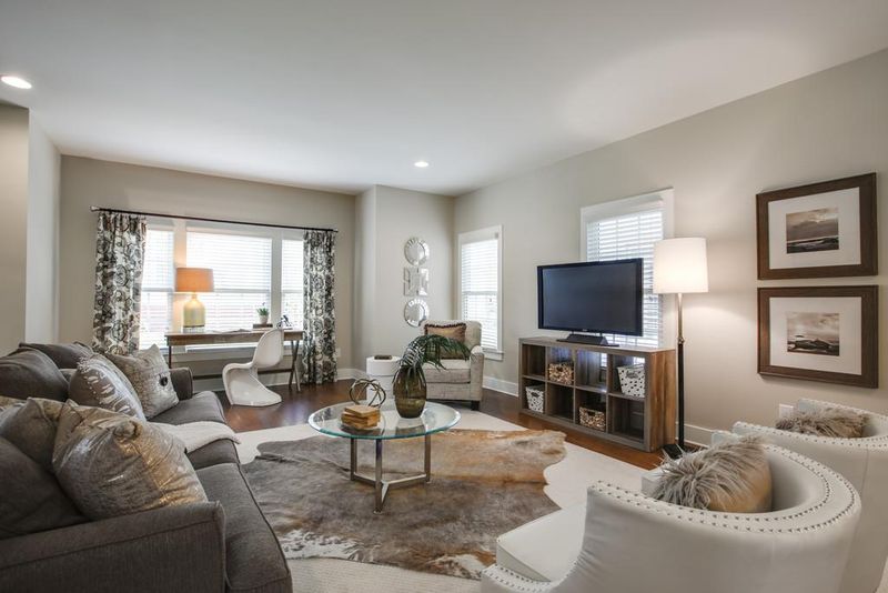 4015 Elkins Al, Nashville, TN 37209